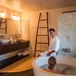 Mezzanine By La Zebra, An Slh (adults Only) Hotel