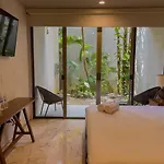 Kabah Luxury Apartment