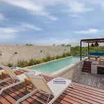 Luxury 1 Bedroom With Garden And Private Pool