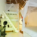Zulum Hotel 3*