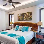 2Br Luxury Suite With Infinity Pool In Aldea Zama