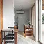 Honeymoon Apartment