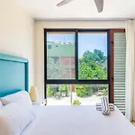 Apartment Promo 2br With Rooftop Pool, Gym And Free Bikes
