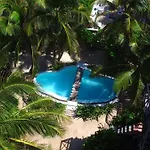 Zulum Hotel
