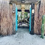 Pal Mar Glamtainer Hotel Tulum