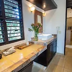 Casa Buena Suerte Villa