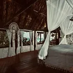 Diamante K - Inside National Park Hotel