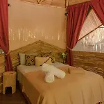 Hotel Ether