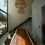 Xuncari En El Corazon De La Selva *