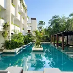 Omara * Tulum