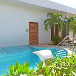Park 103 Cozy And Modern Restaurant Gym * Tulum
