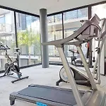108 Amena Minutes To The Beach With Pool & Gym
