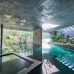 Nuuch Classy Ph W/ Private Pool/rooftop, Aldea Zama *