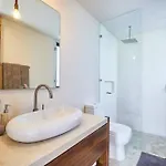 Nuuch Classy Ph W/ Private Pool/rooftop, Aldea Zama