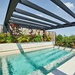 Nuuch Classy Ph W/ Private Pool/Rooftop, Aldea Zama