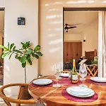 @villa.akbal- 2bd Rooftop W/ Open Dinning Apartamento