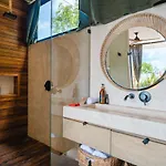 Hotel Esmeralda Boutique & Residences 4*