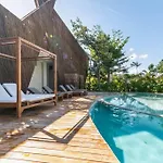 Exclusive In A Gated Community By Casa Paraiso Apartamento Tulum