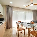 Lujoso Departamento Con Acceso Privado A La Piscina Apartment *