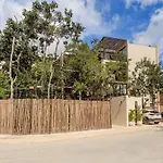 Apartamento Eco-designed & Nature-infused Units By Stella *