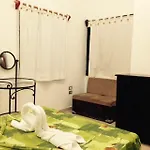 Hostal Charlys