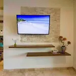 Crlstalida Swim Up & Free Bikes By Casa Paraiso