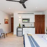 Cozy Apartments At Central Park Lagunas