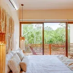 Nature Luxury Selva Norte Hotel