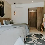 Cenote + Swim-Up + Luxury Condo