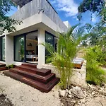 Jungle-Chic Luxurious Tulum Home
