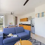2Br Condo With Rooftop Pool Near Restaurants