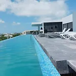 Mya Aldea Zama