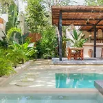 Hotel Atman Residences 5*