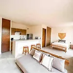Coral Loft, 2 Pools, Parking, Gym, Pet Park * Tulum