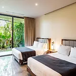 D-101 * Tulum
