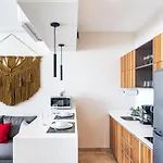 Apartamento E-205 *