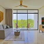 Large Spacious&luxurious Terrace Apartamento Tulum