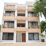 Unbeatable Location Apartment For 3 Pax With Pool
