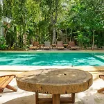 Bohemian Chic Home In The Heart Of Tulum
