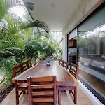 Apartamento Contemporary Poolside Condo, Wi-fi - Paraiso Kaanal 101 Tulum