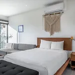 Spacious Loft With Amazing Rooftop Pool Unbeatab