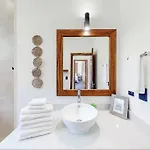 Contemporary Poolside Condo, Wi-fi - Paraiso Kaanal 101 Apartamento *
