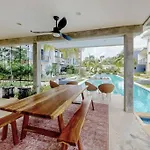 Contemporary Poolside Condo, Wi-fi - Paraiso Kaanal 101 Apartamento *