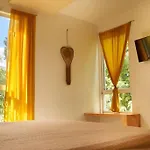 Lovely Casa Tukan, La Veleta