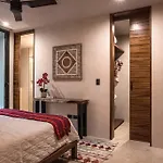 Townhouse De Lujo En La Selva Con Alberca Privada