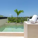 Kuukum Tulum