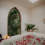 Ether Hotel