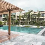 De Lujo, Alberca, Gym, Jacuzzi En Areas Comunes Apartamento