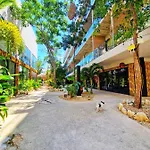 Tuk Tulum Studio