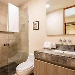 Kuukum Hotel 4*